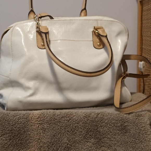 Handbag - Picture 3 of 5